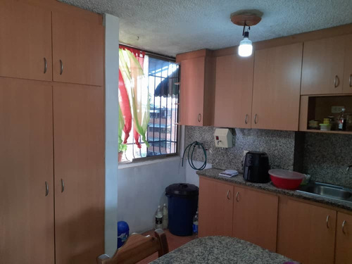 Imagen 10 de 18 de Apartamento 3 Habitaciones, 1 Baño Los Gorriones El Marquez
