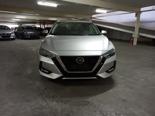 Imagen 8 de 15 de Nissan Sentra Advance Cvt