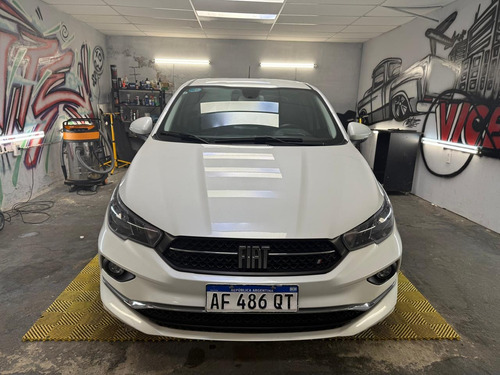 Fiat Cronos 1.8 16v Precision At6 Pack Premium