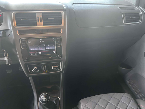 Volkswagen Fox 1.6 MSI TOTAL FLEX XTREME 4P MANUAL