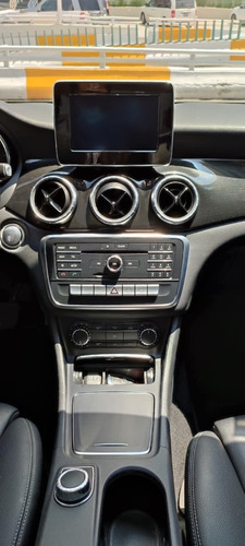 Imagen 8 de 15 de Mercedes Benz Cla 200 Sport Con Techo 2019 Plata