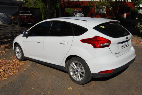 Imagen 3 de 20 de Ford Focus Se Mt 2.0l 2016