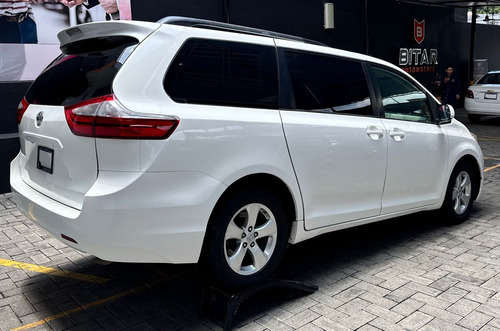 Toyota Sienna 3.5 Xle V6 At