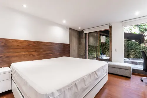 Apartamento En Arriendo En Los Rosales. Cod A22972