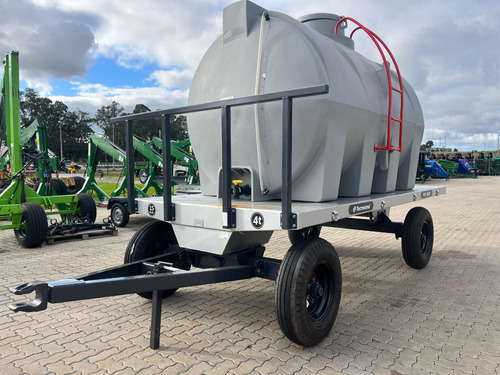 Zorra Agricola Marca Tecmesteel - 4000 Kg Con Rala