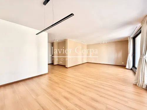 Departamento Primer Piso Con Jardin