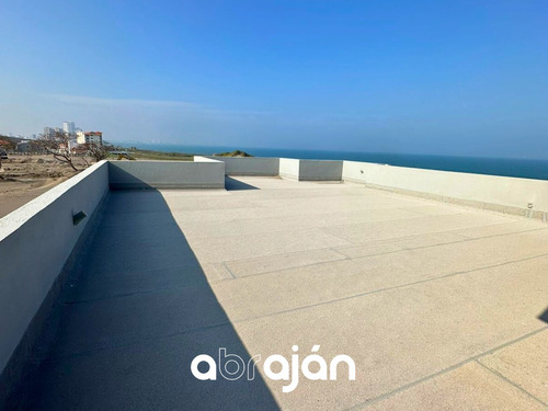 Se Vende Casa Con Alberca Privada En Veracruz, En Residencial Lomas Del Sol De La Riviera Veracruzana