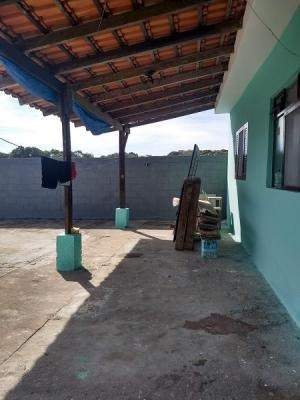 Imagem 3 de 14 de Casa Itanhaém Lado Serra A 470 Mts Da Rodovia 2km Do Mar.