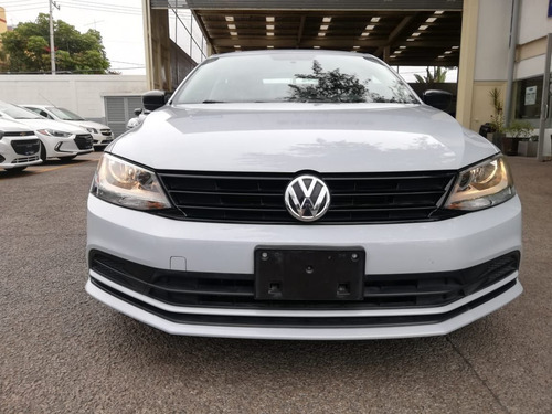 Imagen 4 de 15 de Volkswagen Jetta 2018 2.0 Tiptronic At