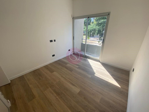Casa En Venta En Benavidez, Tigre, G.b.a. Zona Norte