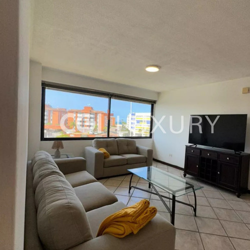 Cgi+ Luxury Vende Y Alquila Apartamento En El Cr. Las Canoas