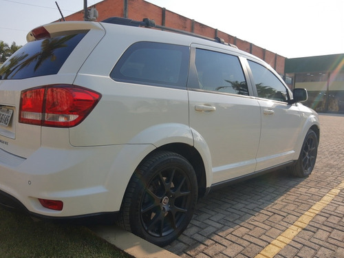 Imagem 4 de 12 de Fiat Freemont 2014 2.4 Precision 5p