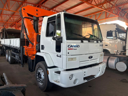 Caminhão Ford Cargo 2422 6x2 94.000 Km 2010 C/ Munck Agi 43