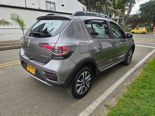 Renault Stepway 1.6 Dynamique / Intens Automática