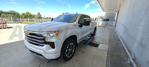 Chevrolet Silverado 5.3 V8 High Country
