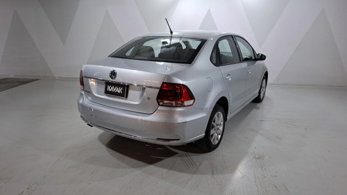 Volkswagen Vento 1.6 Comfortline Tiptronic