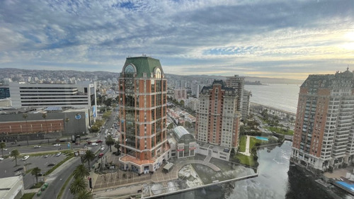 Arriendo Depto Con Maravillosa Vista A La Bahia. Coraceros