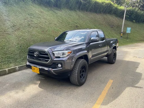Toyota Tacoma Sr5