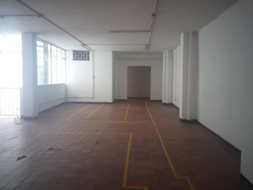 Imagen 5 de 21 de Bodegas En Arriendo Quinta Paredes 689-3792