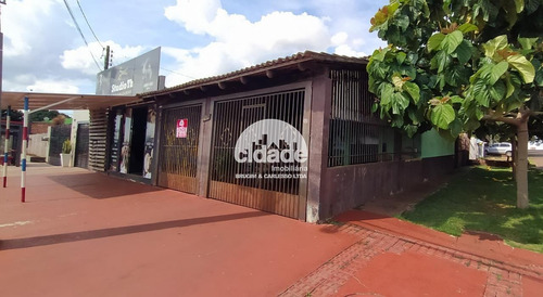 Imagem 2 de 3 de Casa Comercial À Venda, 5 Quartos, 2 Vagas, Floresta - Cascavel/pr - 13708