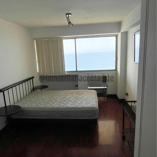 Imagen 5 de 10 de Apartamento En Catia La Mar En Alquiler Ref 1177