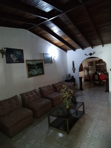 Imagen 23 de 30 de Comoda Y Amplia Casa Urbanizacion La Mantuana Turmero Estado Aragua