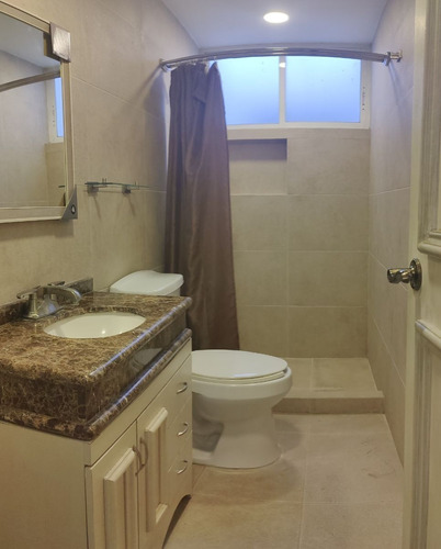 Se Vende O Se Renta Casa Con 7 Recámaras Remodelada En Tecamachalco (v)