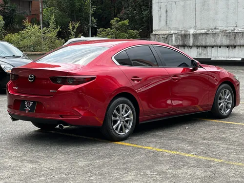 Mazda 3 2.0 Touring