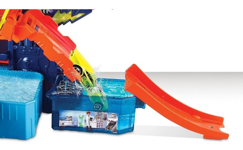 Imagen 3 de 5 de Pista Hot Wheels Set Con Auto Que Cambia De Color