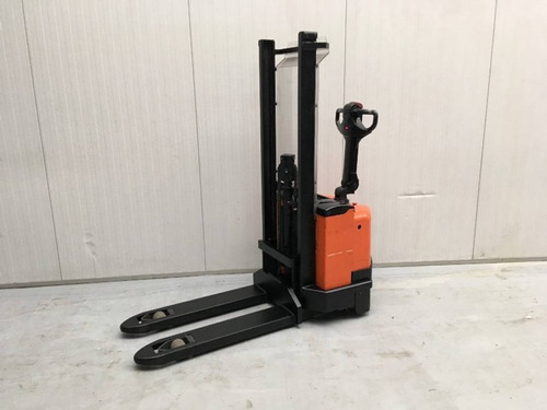Apilador Bt Toyota Swe100 Torre 2.90mts