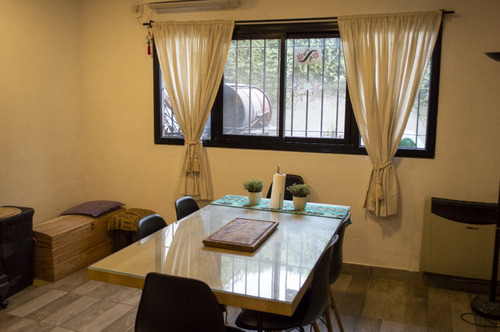 Casa En Ph A La Venta Sobre Calle Dorrego Al 200 Jose Marmol