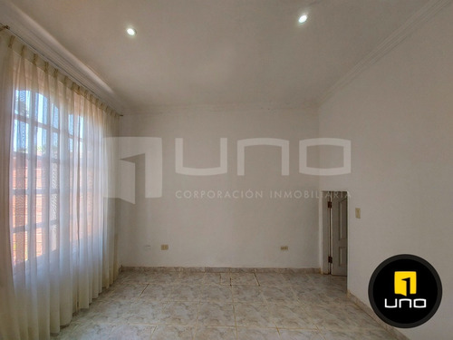 Imagen 9 de 22 de Av. Claracuta, Alemana Entre 6to Y 7mo Anillo Linda Casa En Venta