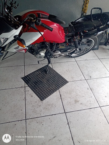 Imagem 3 de 10 de Honda 2012