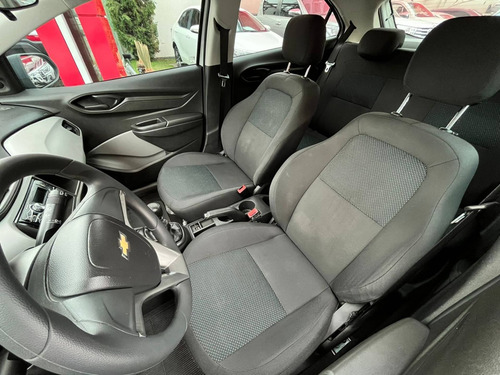 Imagem 9 de 15 de Chevrolet Onix 1.0 Mpfi Joy 8v Flex 4p Manual