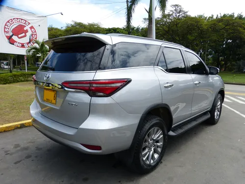 Toyota Fortuner Srv 2022 Diesel