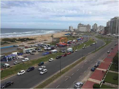 Excelente Departamento Frente Al Mar- Ref: 9110
