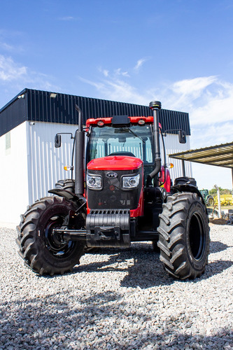 Tractor Yto Nlx1404 De 140 Hp Nuevo