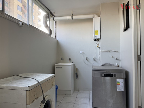 Departamento En Arriendo De 3 Dorm. En Providencia