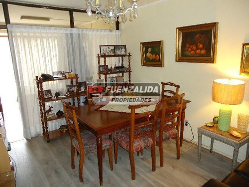 Departamento En Venta De 4 Dorm. En Santiago