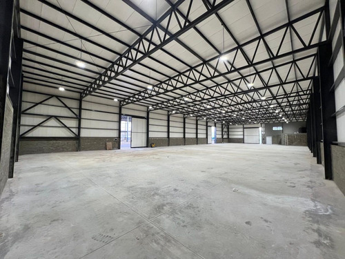 Se Alquila Galpón Comercial