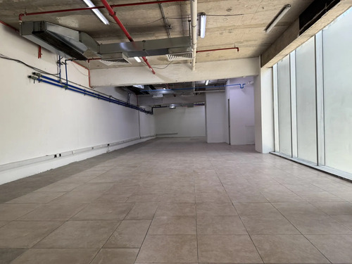 Arriendo, Local Comercial 272 Mts., A Pasos De Metro Manqueh