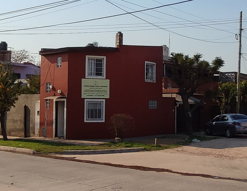 Imagen 2 de 15 de Casa En Venta En José C Paz