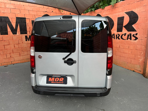 Fiat Doblo Doblò Essence 1.8 7L (Flex)