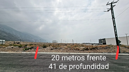 Terreno Nave Industrial 820 Mts2 En Fraccionamiento Privado Santa Catarina Nl