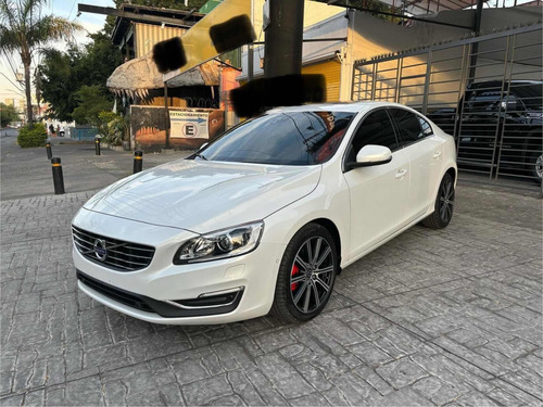 Volvo S60 2.0 T5 Momentum At