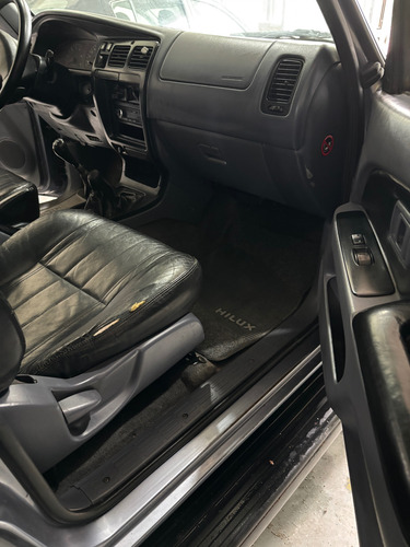 Toyota Hilux SW4 3.0 I Runner