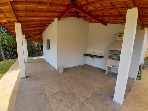1.000 M², Casa Em Construção, Com 02 Dormitórios E Piscina !