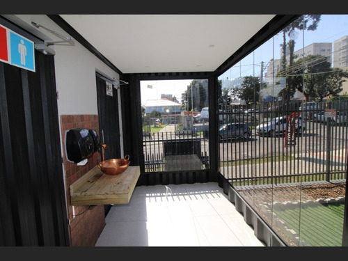 Imagem 6 de 9 de Ponto Comercial Para Alugar Com 295m² Por R$ 4.000,00 No Bairro Novo Mundo - Curitiba / Pr - Pc0001