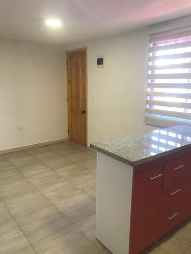 Venta De Casa Son 3 Mini Departamentos Mas Local Comercial