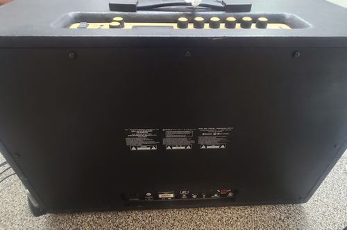 Amplificador Guitarra Marshall Code 100 Combo 2x12 100 Watts Negro (Usado)